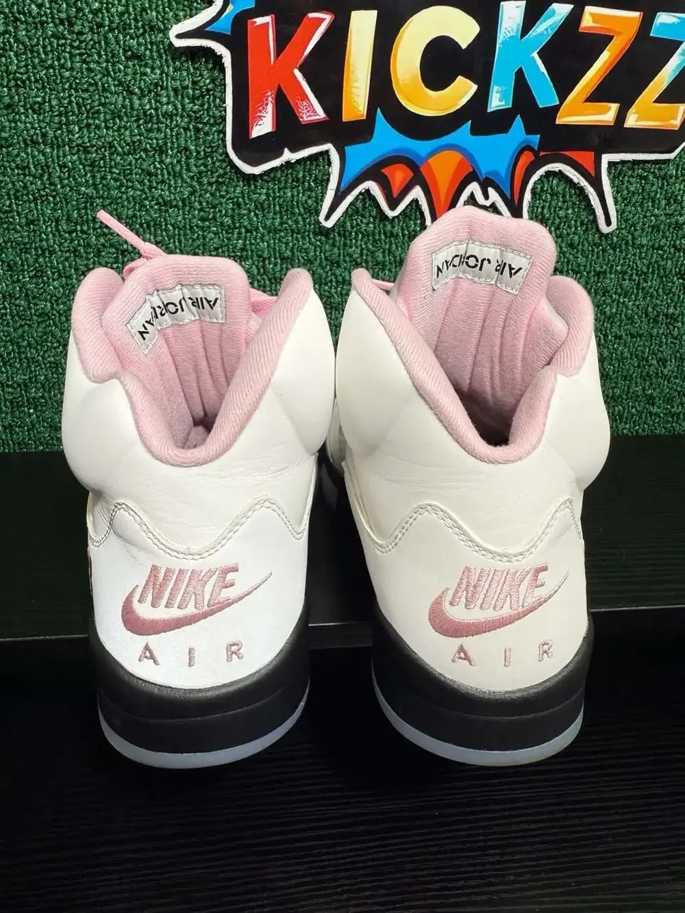 Air Jordan 5 Retro Medium Soft Pink Men’s Size 9.5 Pre-Owned: Excellent